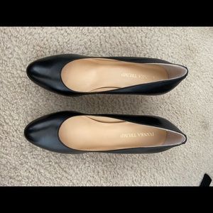 Ivanka Trump Black Pumps